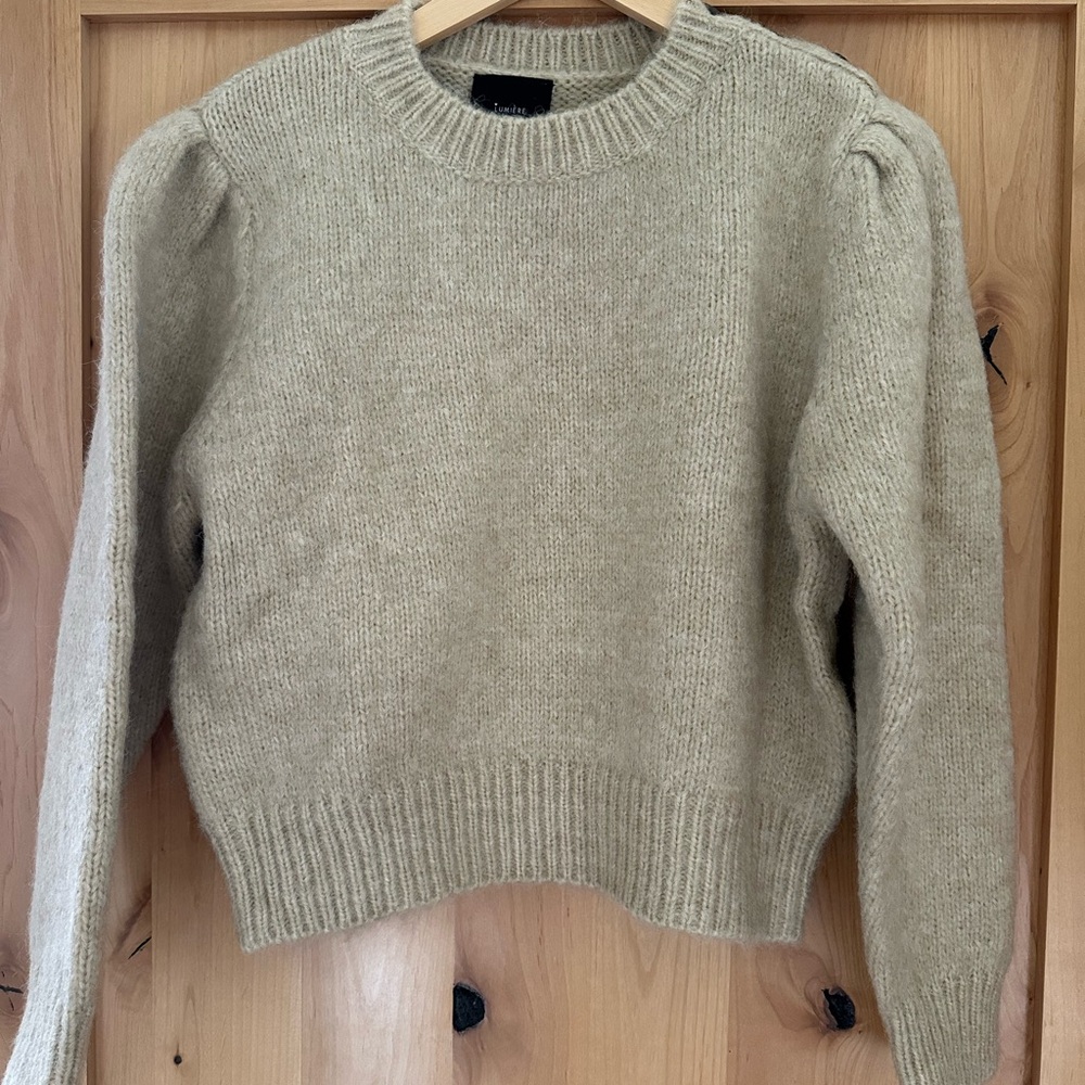 Elegant Beige Crew Neck Sweater